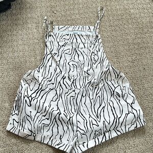 Princess Polly Romper